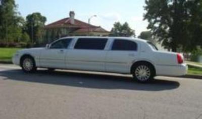 Stretch Limo - Lincoln Town Car
