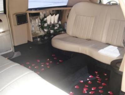Stretch Limo - Lincoln Town Car