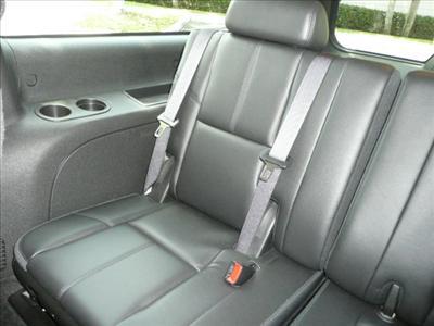 SUV - Chevrolet Suburban