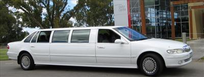 Stretch Limo - Lincoln Town Car