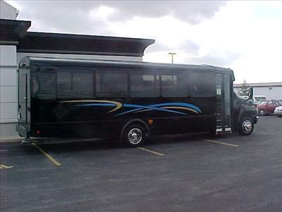 Mini-Bus - Limo / Party Style 