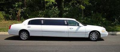 Stretch Limo - Lincoln Town Car