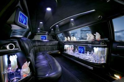 Stretch Limo - Lincoln Town Car