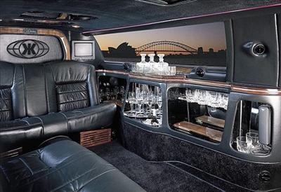 Stretch Limo - Lincoln Town Car