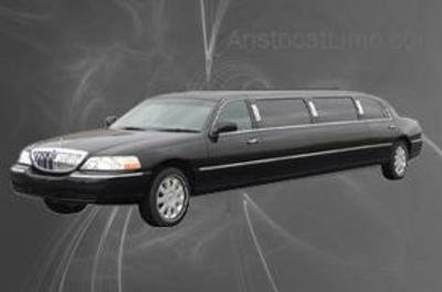 Stretch Limo - Lincoln Town Car