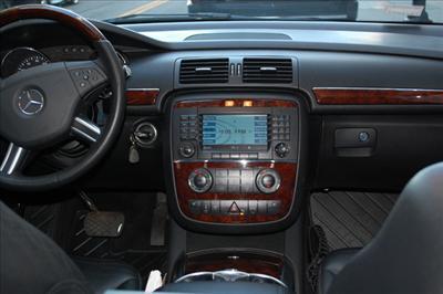 SUV - Mercedes Benz R350