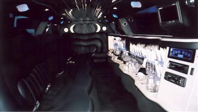 Stretch Limo - Lincoln Town Car