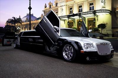 Stretch Limo - Chrysler 300
