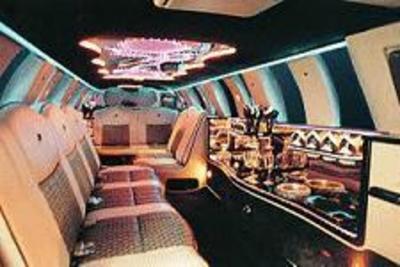 Stretch Limo - Lincoln Town Car