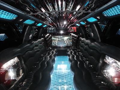 Stretch SUV - Cadillac Escalade
