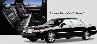 Sedan - Lincoln Town Car L