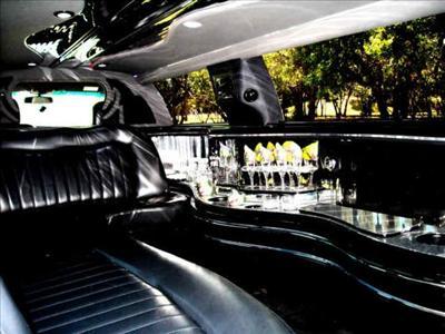 Stretch Limo - Lincoln Town Car