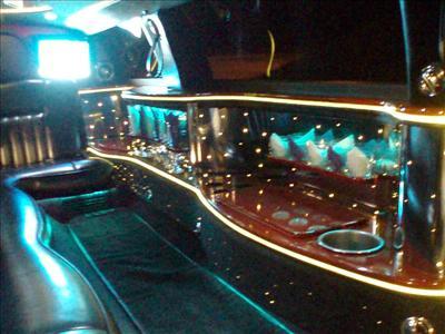 Stretch Limo - Lincoln Town Car