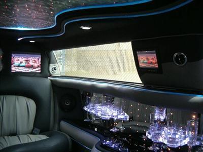 Stretch Limo - Chrysler 300