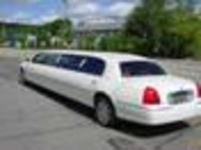 Stretch Limo - Lincoln Town Car