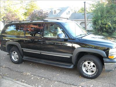 SUV - Chevrolet Suburban