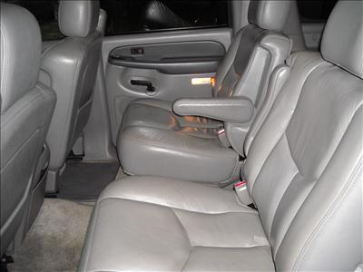 SUV - Chevrolet Suburban