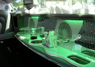 Stretch Limo - Chrysler 300