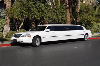 Stretch Limo - Lincoln Town Car