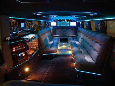 Stretch SUV - Hummer H2
