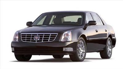 Sedan - Cadillac DTS