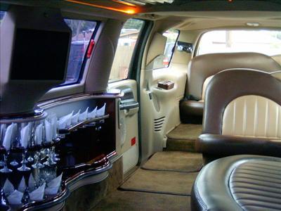Stretch SUV - Ford Excursion