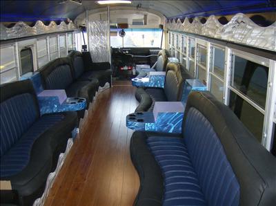 Mini-Bus - Limo / Party Style 
