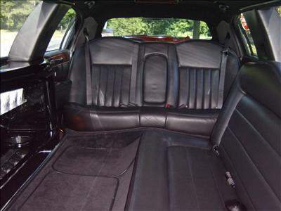 Stretch Limo - Lincoln Town Car