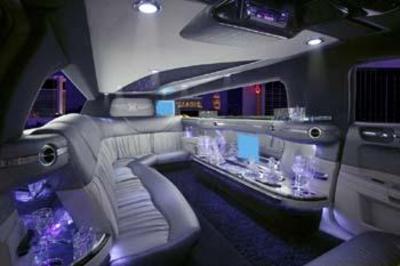 Stretch Limo - Chrysler 300