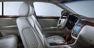 Sedan - Cadillac DTS