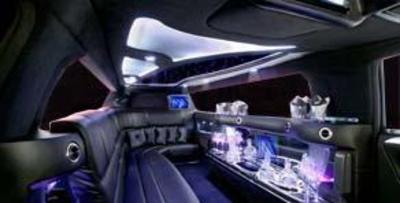 Stretch Limo - Cadillac DTS