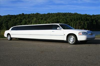 Stretch Limo - Lincoln Town Car