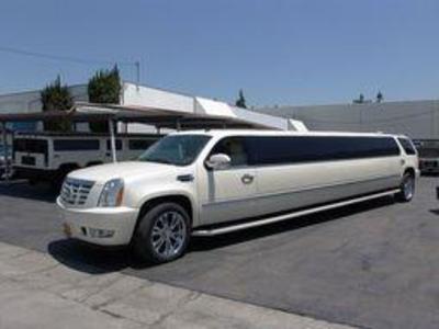 Stretch SUV - Cadillac Escalade