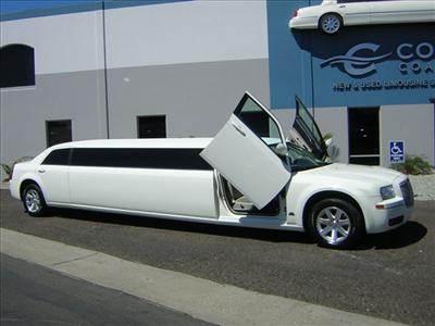 Stretch Limo - Chrysler 300