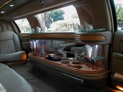 Stretch Limo - Lincoln Town Car