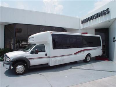 Mini-Bus - Limo / Party Style 