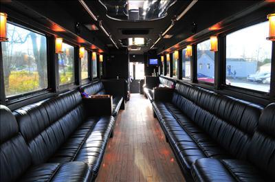 Mini-Bus - Limo / Party Style 
