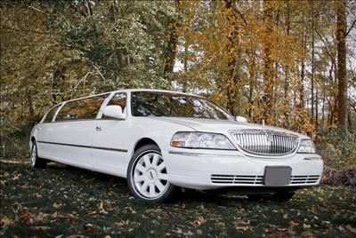 Stretch Limo - Lincoln Town Car