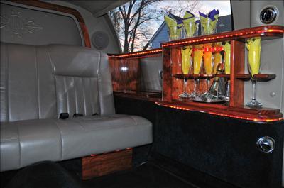 Stretch Limo - Lincoln Town Car