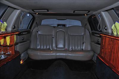Stretch Limo - Lincoln Town Car