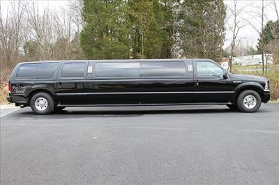 Stretch SUV - Ford Excursion