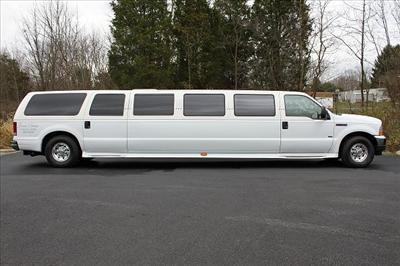 Stretch SUV - Ford Excursion