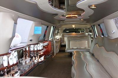 Stretch SUV - Ford Excursion