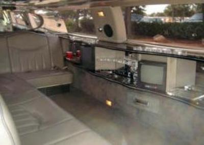 Stretch Limo - Lincoln Town Car