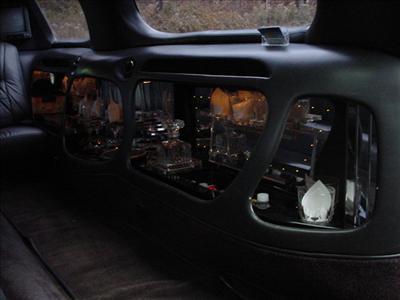 Stretch Limo - Lincoln Town Car
