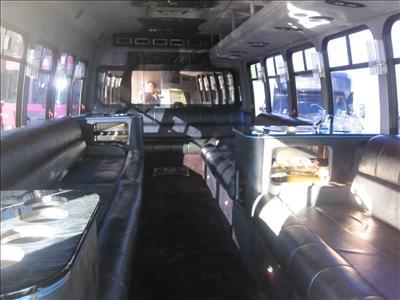 Mini-Bus - Limo / Party Style 