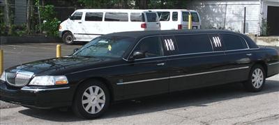 Stretch Limo - Lincoln Town Car
