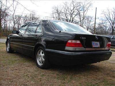 Luxury Sedan - Mercedes Benz S-Class