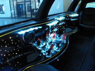 Stretch Limo - Lincoln Town Car