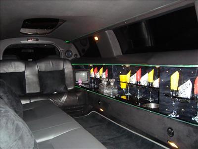 Stretch Limo - Lincoln Town Car